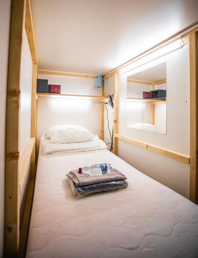 Capsule Hostel Logistic Vilnius Exterior photo